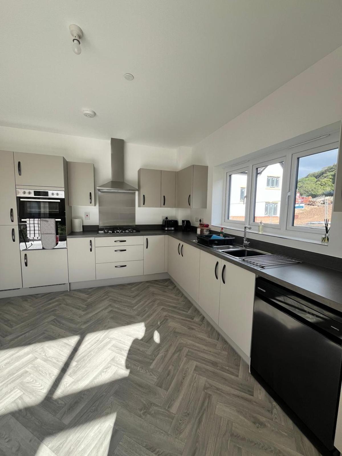 Beach Side Family Rest And Holiday Llandudno Extérieur photo